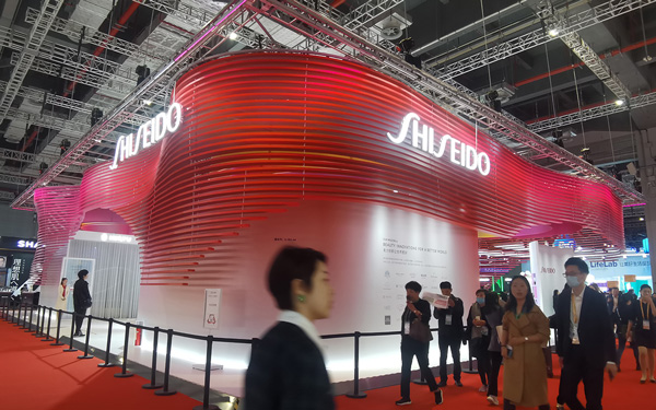 如何通过深圳展台布置提升展位的客户参与度?